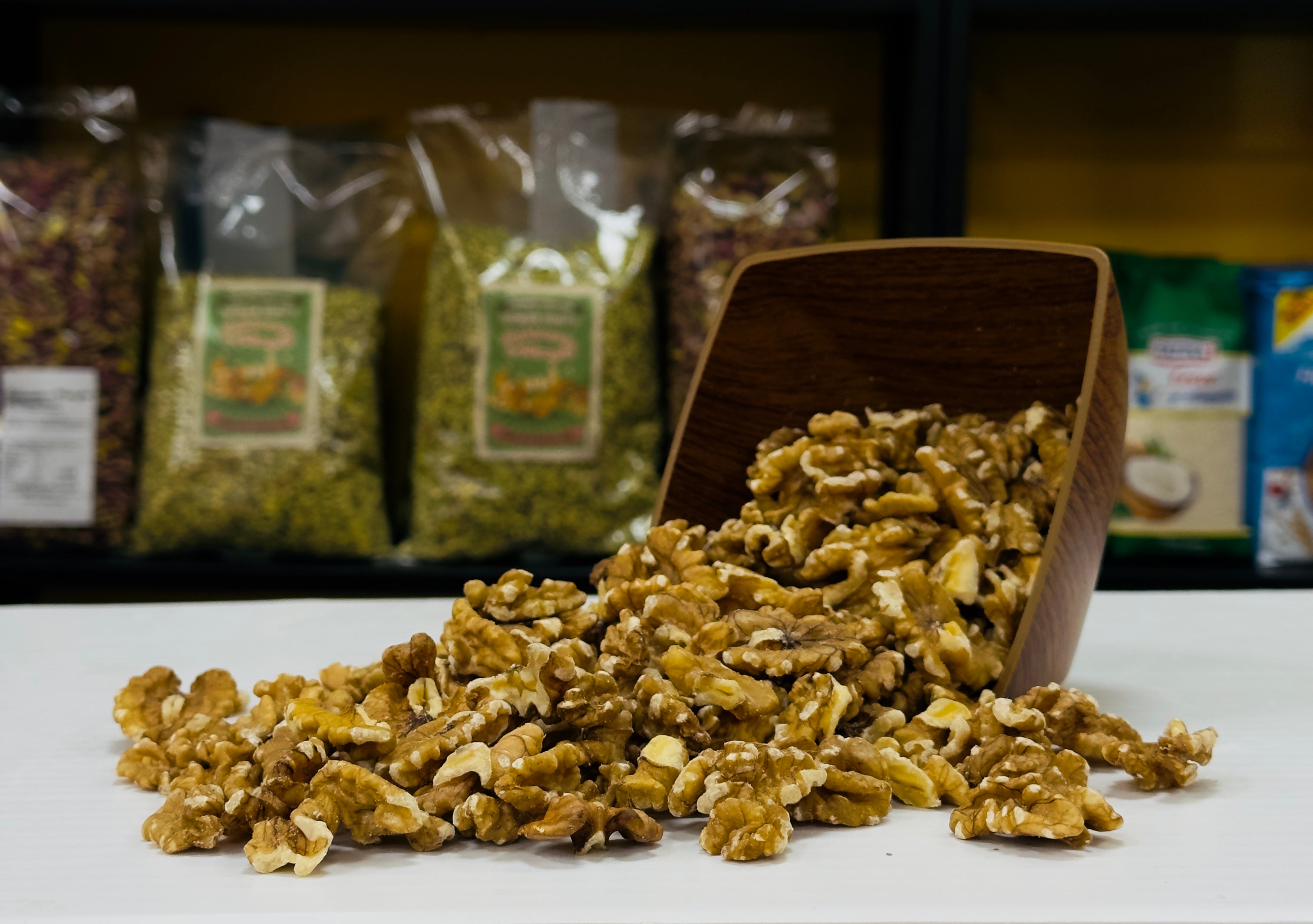 Noci al Naturale Sgusciate 5Kg - Frutta Secca - Schiaccia & Mangia  - fruttasana.com