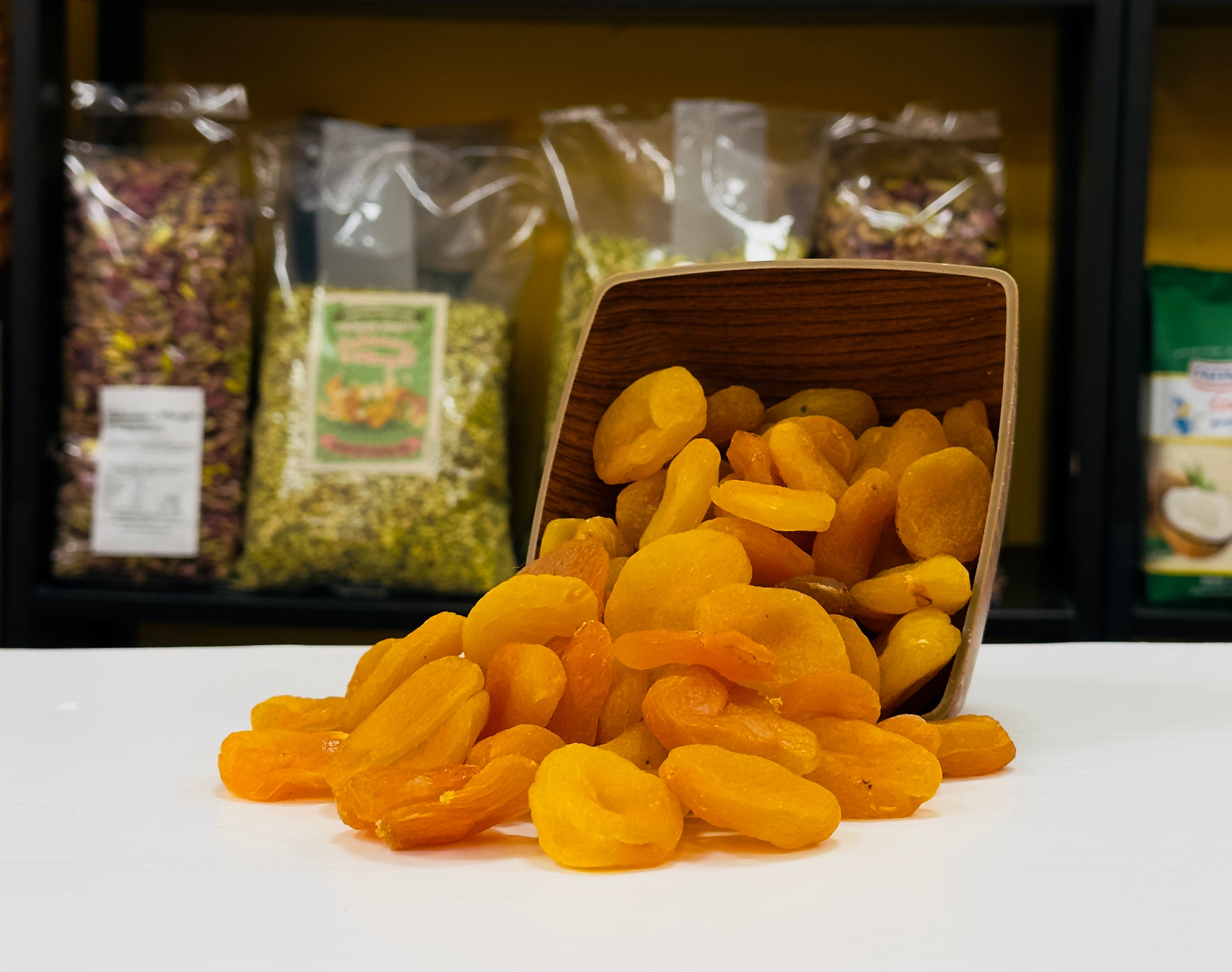 Albicocche Essiccate 5Kg - Frutta Disidratata - Schiaccia & Mangia  - fruttasana.com