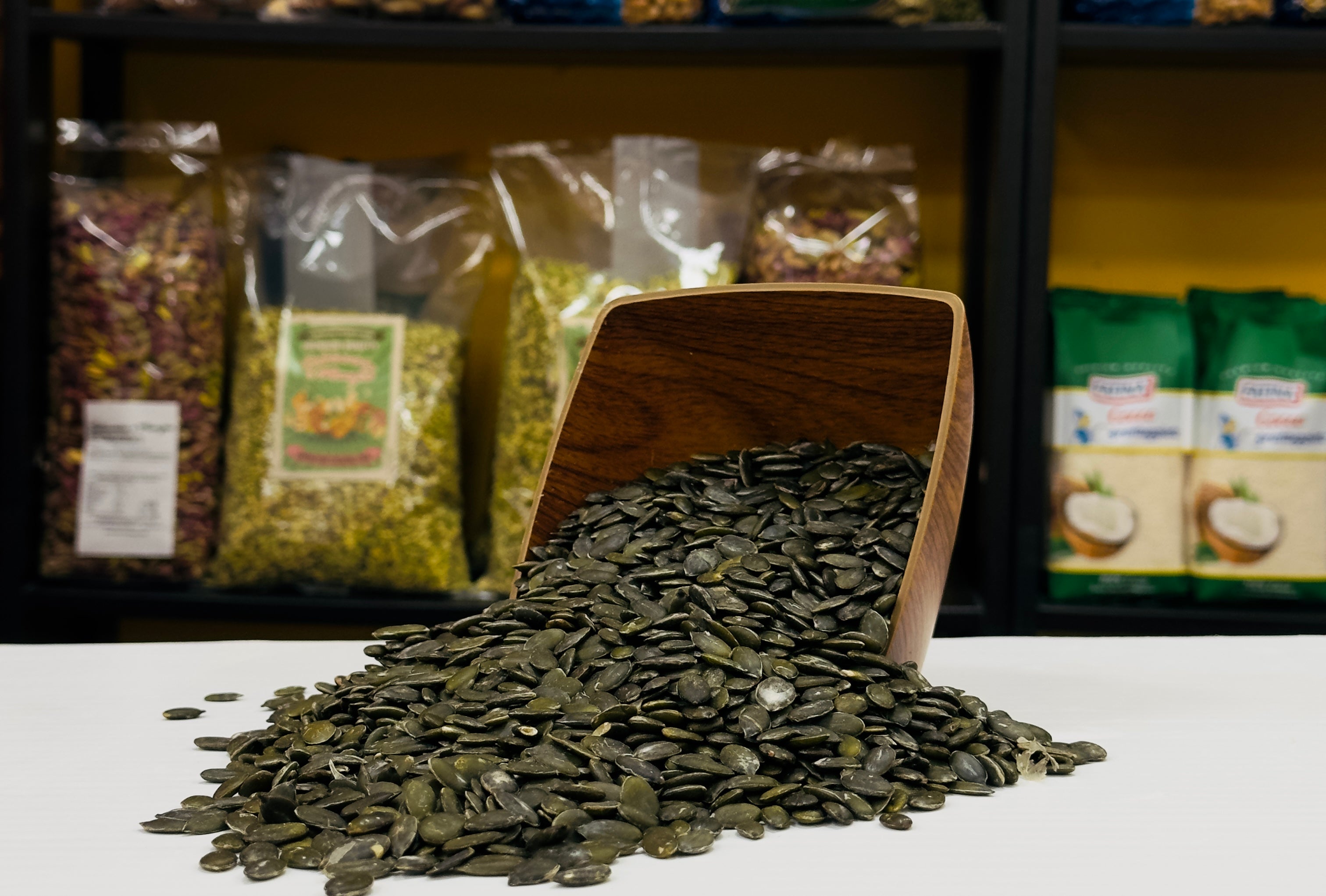 Semi di Zucca Sgusciati - Semi - Schiaccia & Mangia  - fruttasana.com